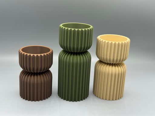 Teelichthalter im Rillen-Design